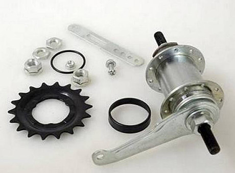 Втулка задняя тормозная  12