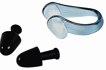 Комплект для плавания (зажим для носа и беруши) в боксе, черный
